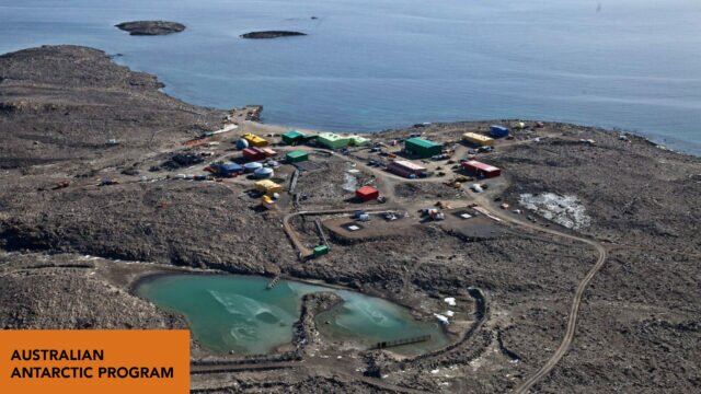 Tile_Making water in the Antarctic desert_1920x1080